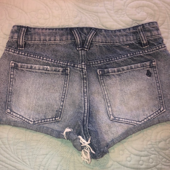 Volcano Denim Shorts - Picture 3 of 3